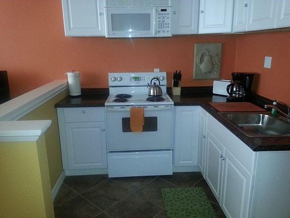 3rd image of 8401 N Atlantic Ave APT C1