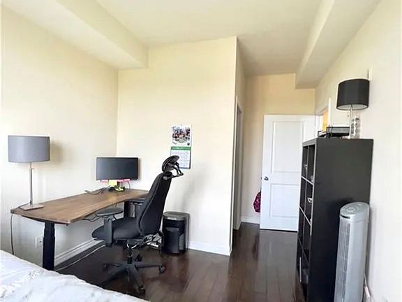 3rd image of 5327 Upper Middle Rd #210