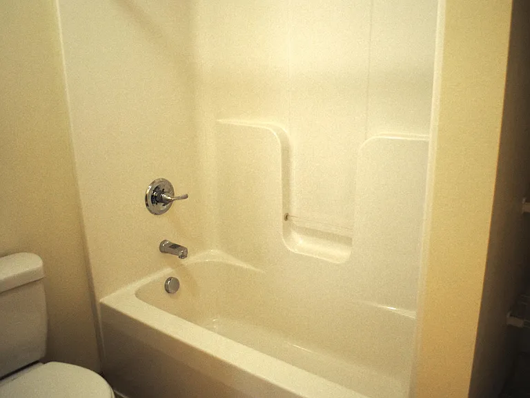 2201 Forest Ave #1 — Photo 14