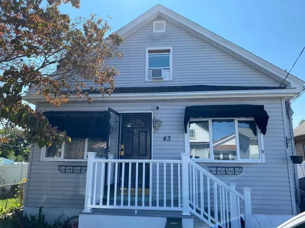 (undisclosed Address), Cranston, RI 02910