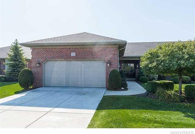 1st image of 112 Hampton Hill Dr