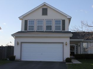 28712 Sawmill Ln, Lakemoor, IL 60051