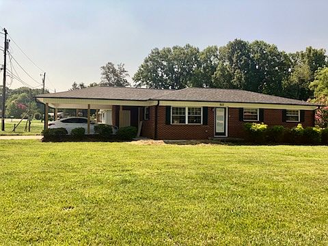 1st image of 517 Lakeview Dr
