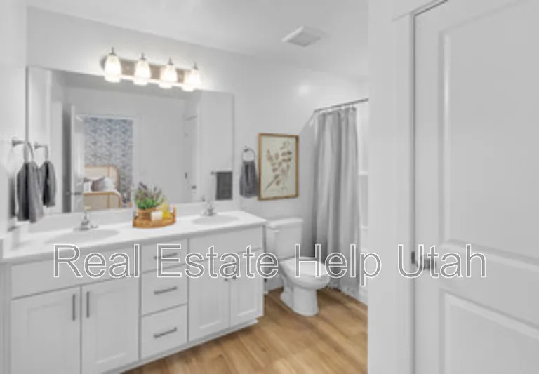 285 W 1150 N — Photo 13