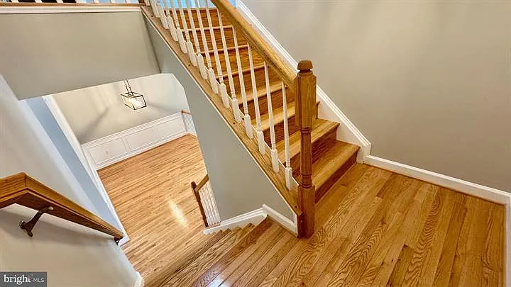8915 Royal Hannah Ln — Photo 9