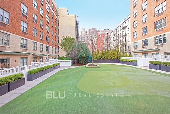 Rented by BLU Real Estate | media 18