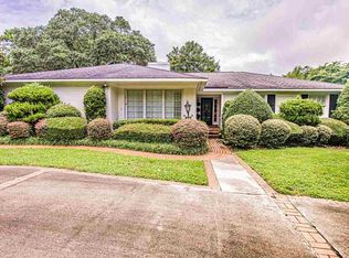 302 Club Dr, Myrtle Beach, SC 29572