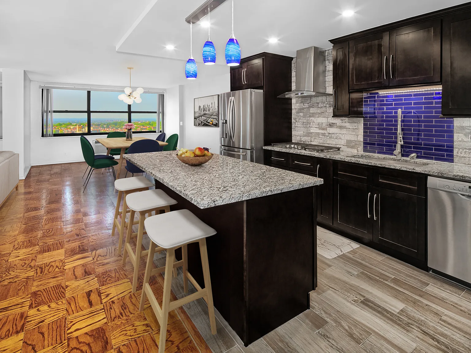 2 bed, 2.5 bath, 1550 sqft, $4,200 — Photo 1