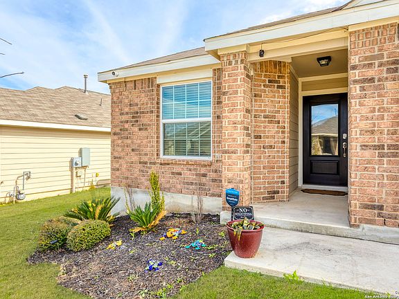 3rd image of 6646 BEEHIVE DR
