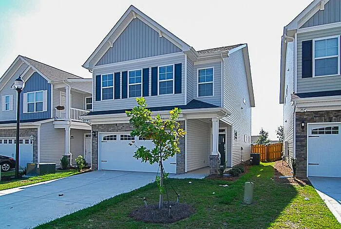 421 Hosea Ct — Photo 1