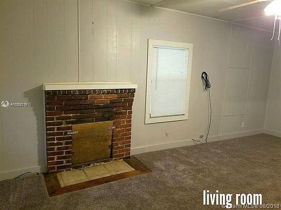 2nd image of 396 NE 134th St