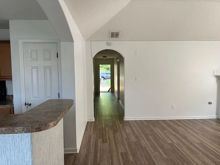 8857 Macon Rd — Photo 4