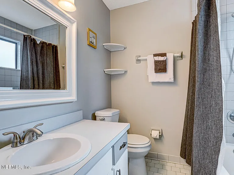 1756 Riley St — Photo 26