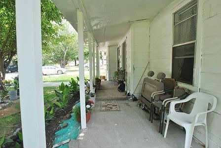 2nd image of 5312 Pomona Ave
