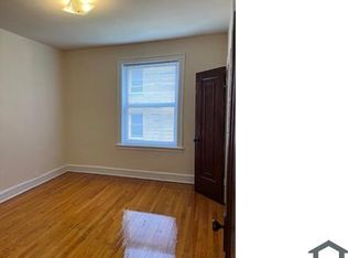 7618 S Colfax Ave APT 1, Chicago, IL 60649