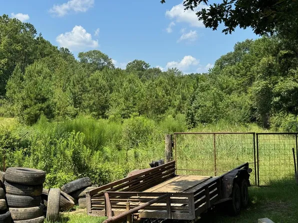 3147 Bala Chitto Rd, Magnolia, MS 39652