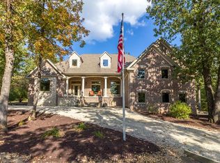 24390 Remington Ln, Lebanon, MO 65536