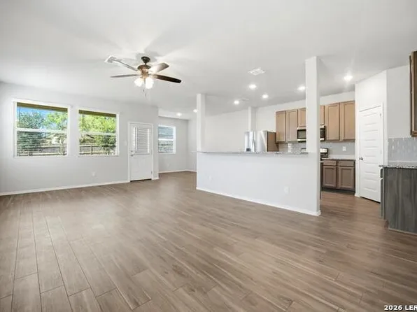 5011 Sandstone Way, San Antonio, TX 78222