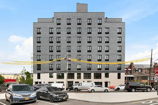 Rented by Marquis Real Estate Services | media 16