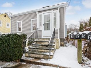 17 Limerick St, Stamford, CT 06902