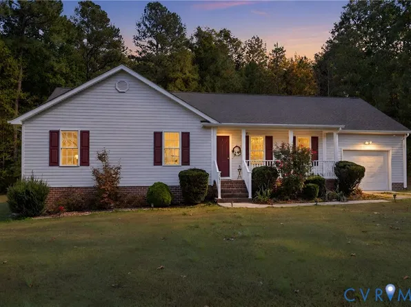 5053 Church Dr, Petersburg, VA 23803