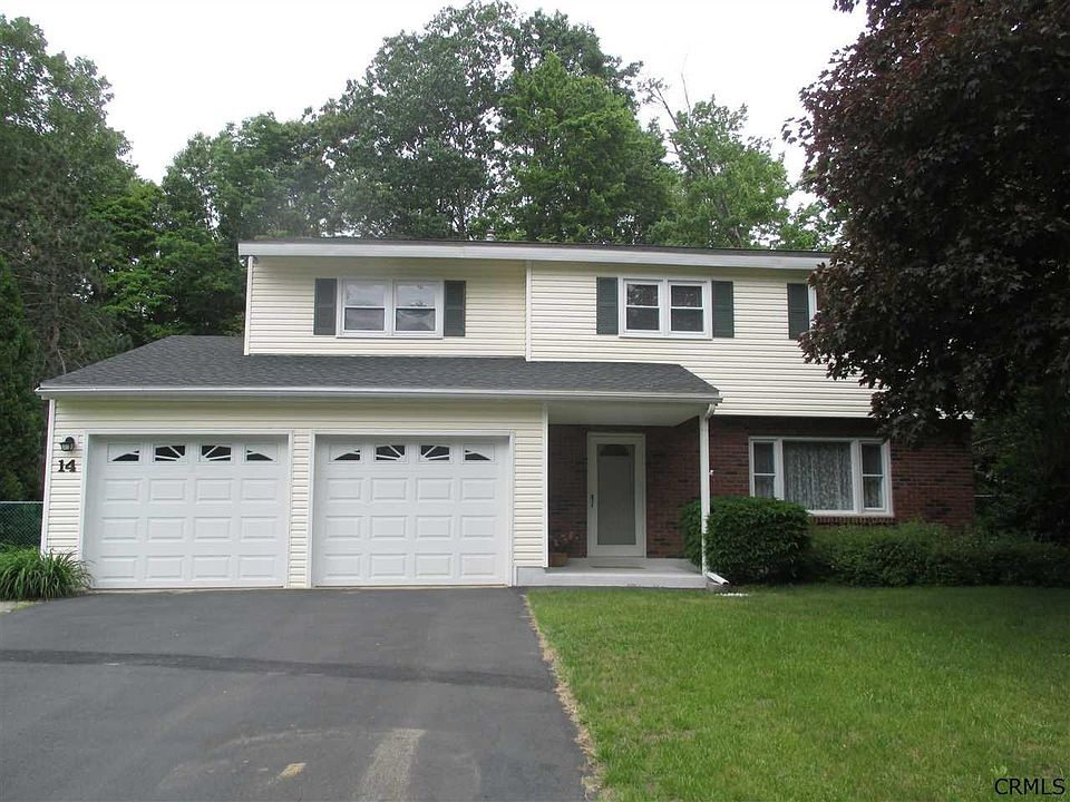 1st image of 14 Frederick Dr