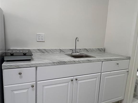 2nd image of 1845 Bay Rd #1