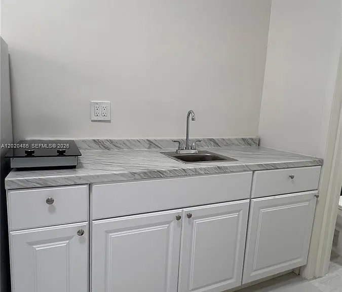 1845 Bay Rd #1 — Photo 2