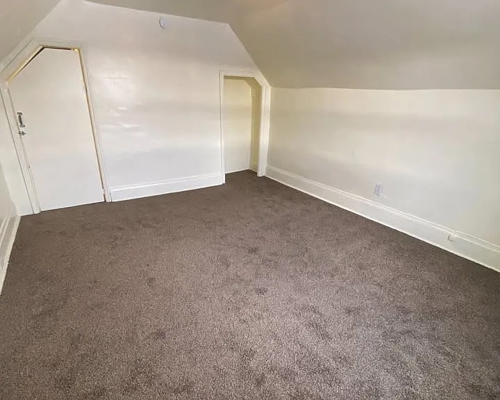 7611 Baxter St — Photo 25
