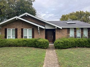 2905 Spring Brook Dr, Garland, TX 75044