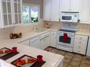 1329 Buena Vista Ave, Pacific Grove, CA 93950