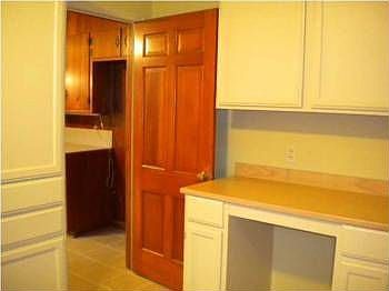4th image of 3928 Somerset Pl