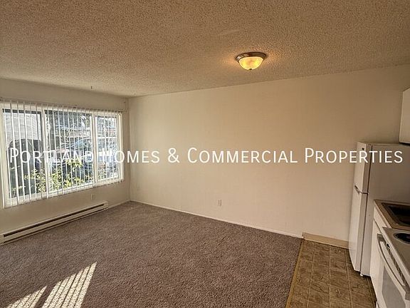 4th image of 10235 NE Prescott St #C6a609044