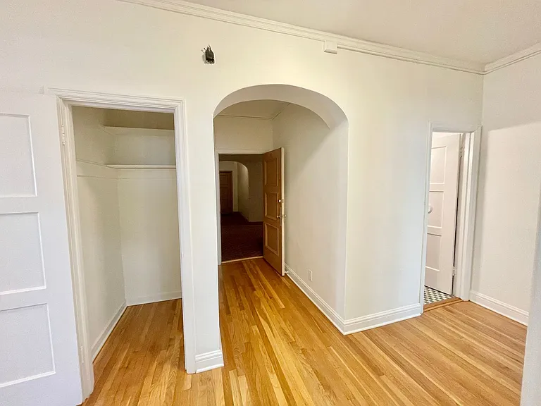 3255 Broderick St #4 — Photo 20