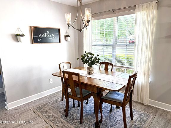 3rd image of 2599 SANDY HOLLOW Drive