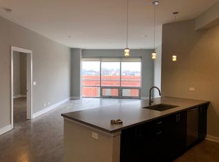 2348 N Lister Ave APT 409, Chicago, IL 60614