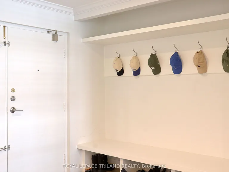 500 Talbot St #803 — Photo 3