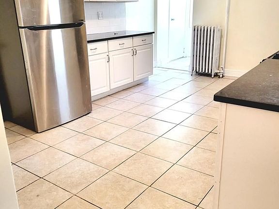 2nd image of 393 Lafayette St #1