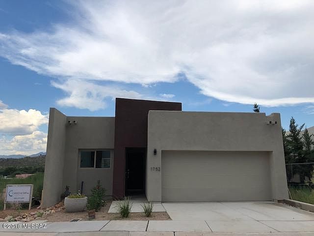 1st image of 1752 N San Luis Dr