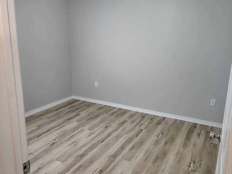1065 N Lindell Ave #1 — Photo 13