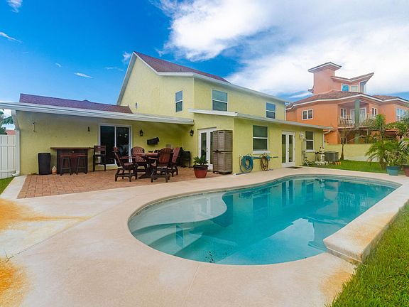 3rd image of 26 Seabridge Dr