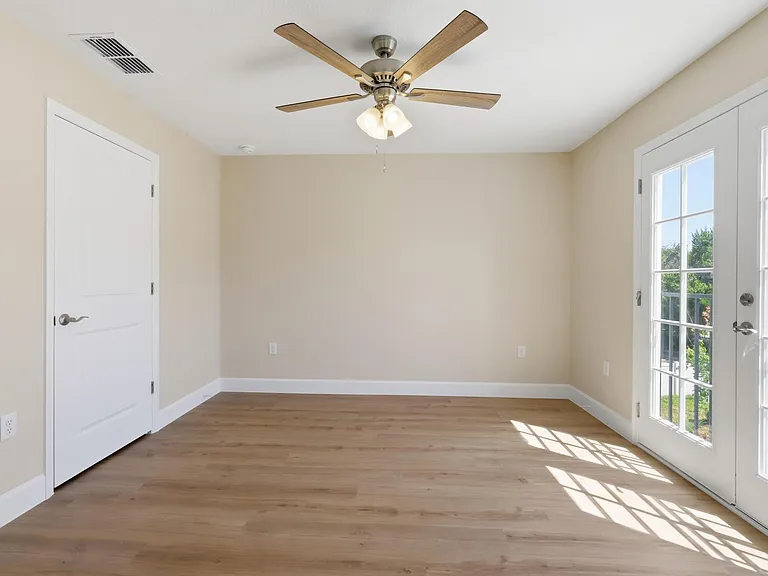 216 S Florida Ave #6 — Photo 16