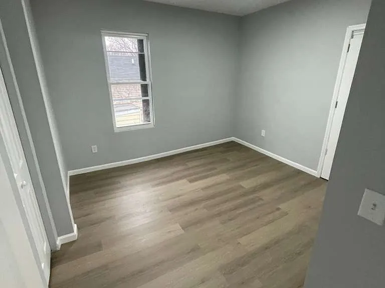 318 S 7th St #2F — Photo 2