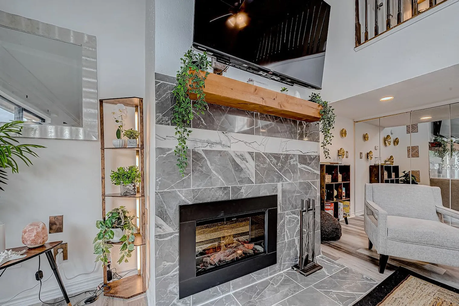 1 bed, 1.0 bath, 828 sqft, $3,318 — Photo 4