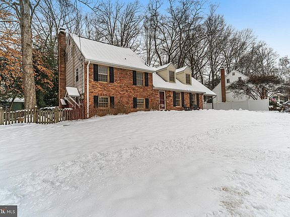 2nd image of 4506 Libbey Dr