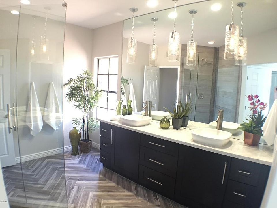 2nd image of 8100 E Camelback Rd #28