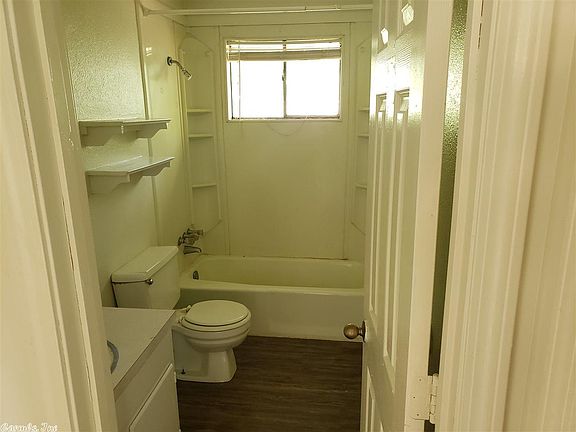 5th image of 10924 Charlotte Dr
