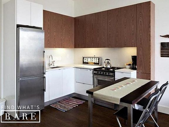 4th image of 70-74 4th St #2C