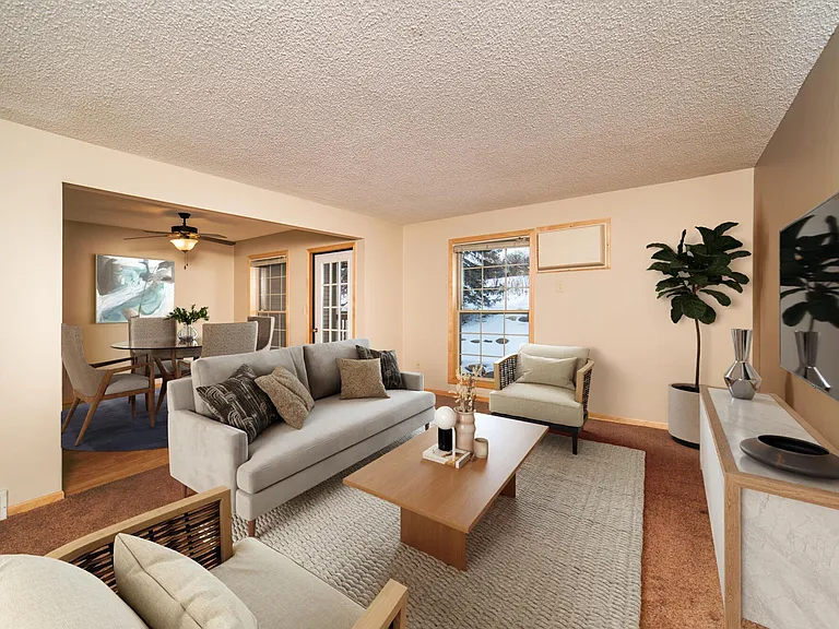 Parkwood Heights Apartments — Photo 12