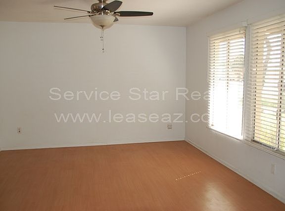 3rd image of 6829 S Lakeshore Dr